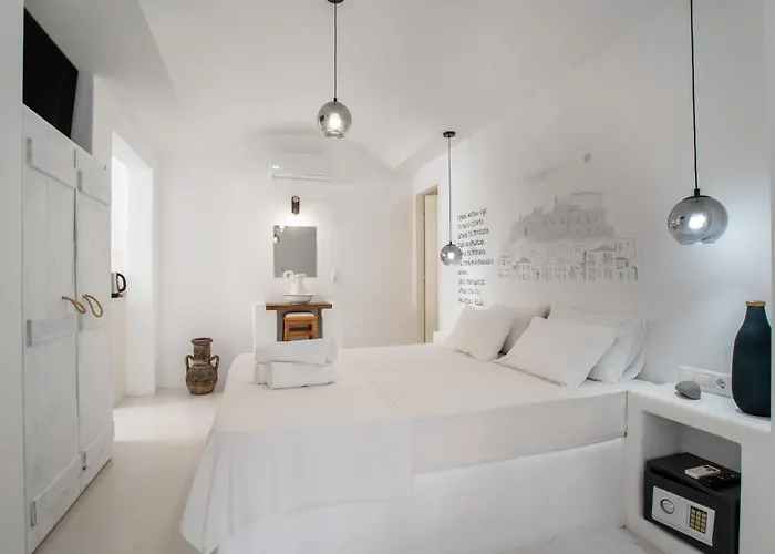 Helmos Cozy * Naxos City